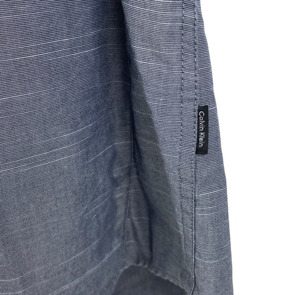 Calvin Klein Button Down Short Sleeve Shirt Men's Large Gray Marled - Picture 4 of 9